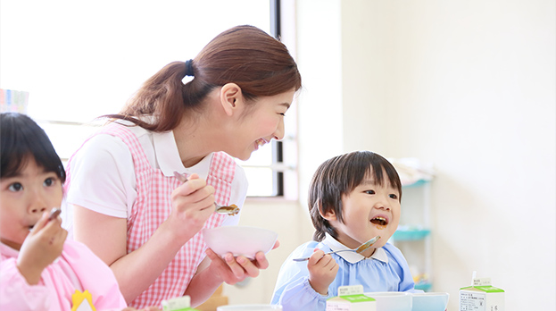 保育園での給食委託