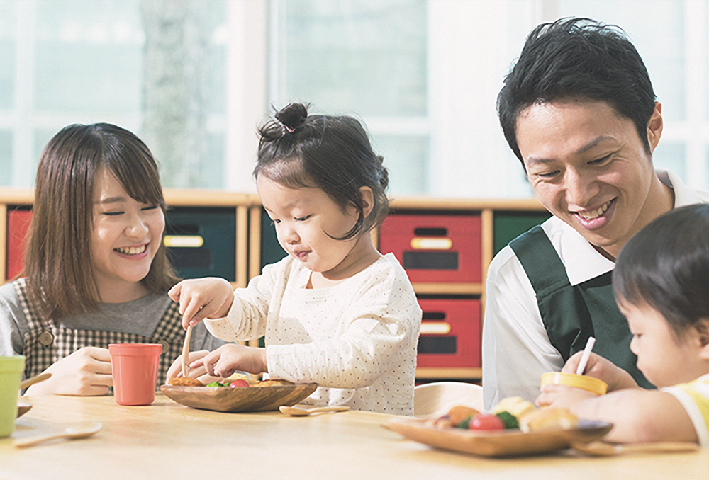 子どもたちの身体と心を育てる。安全でやさしい、おいしい食育給食を。